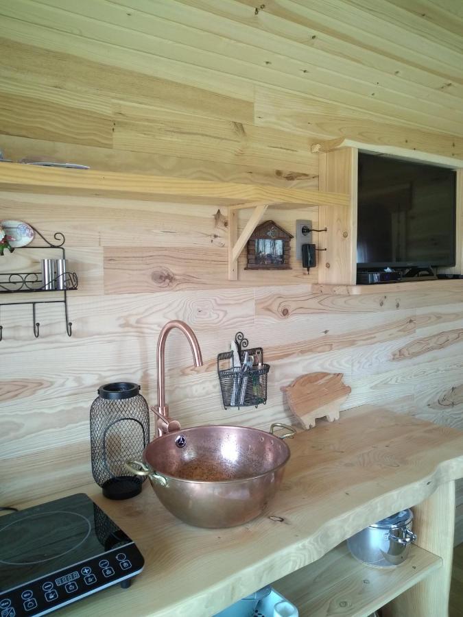 Au Paradou du Bûcheron Adults only Lessive Extérieur photo